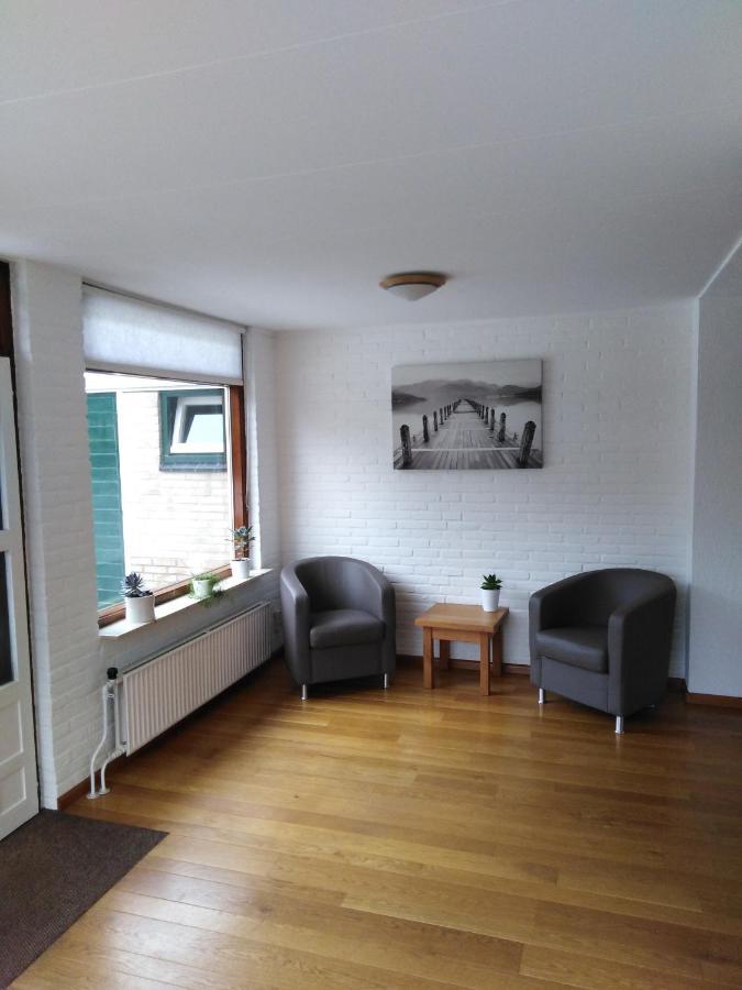 Vakantiewoning Dorpstraat Nuth Villa Buitenkant foto